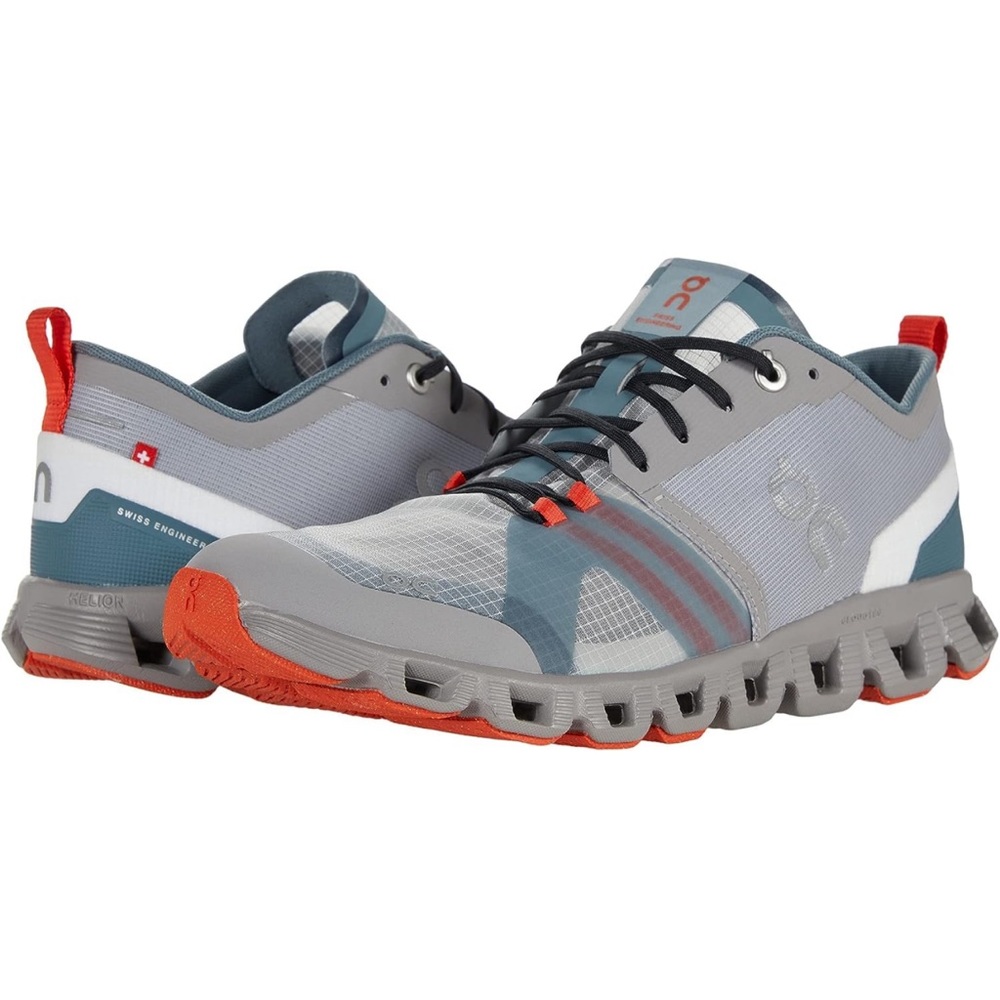 Brand new on cloud x shoes size 8
